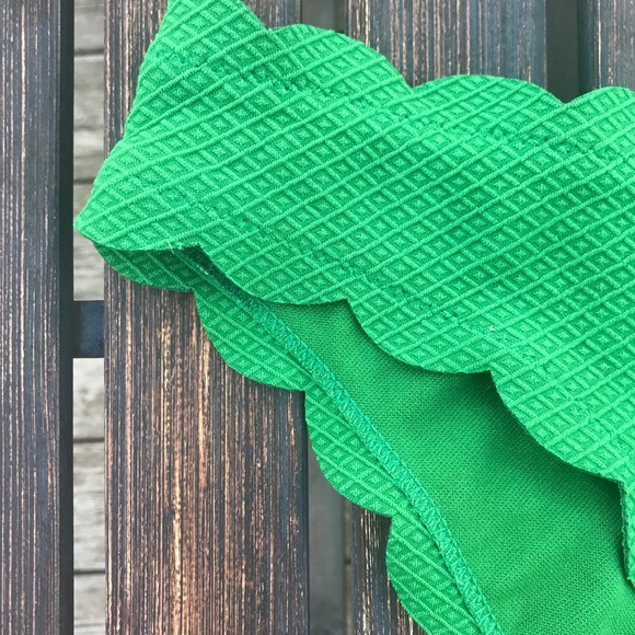 Jessica Simpson Bikini - Picture 6 of 7